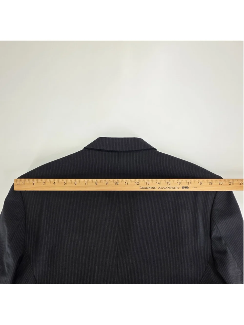 Banana Republic Wool Pinstripe Suit Mens 44R 34x32 Navy 2 Piece Executive